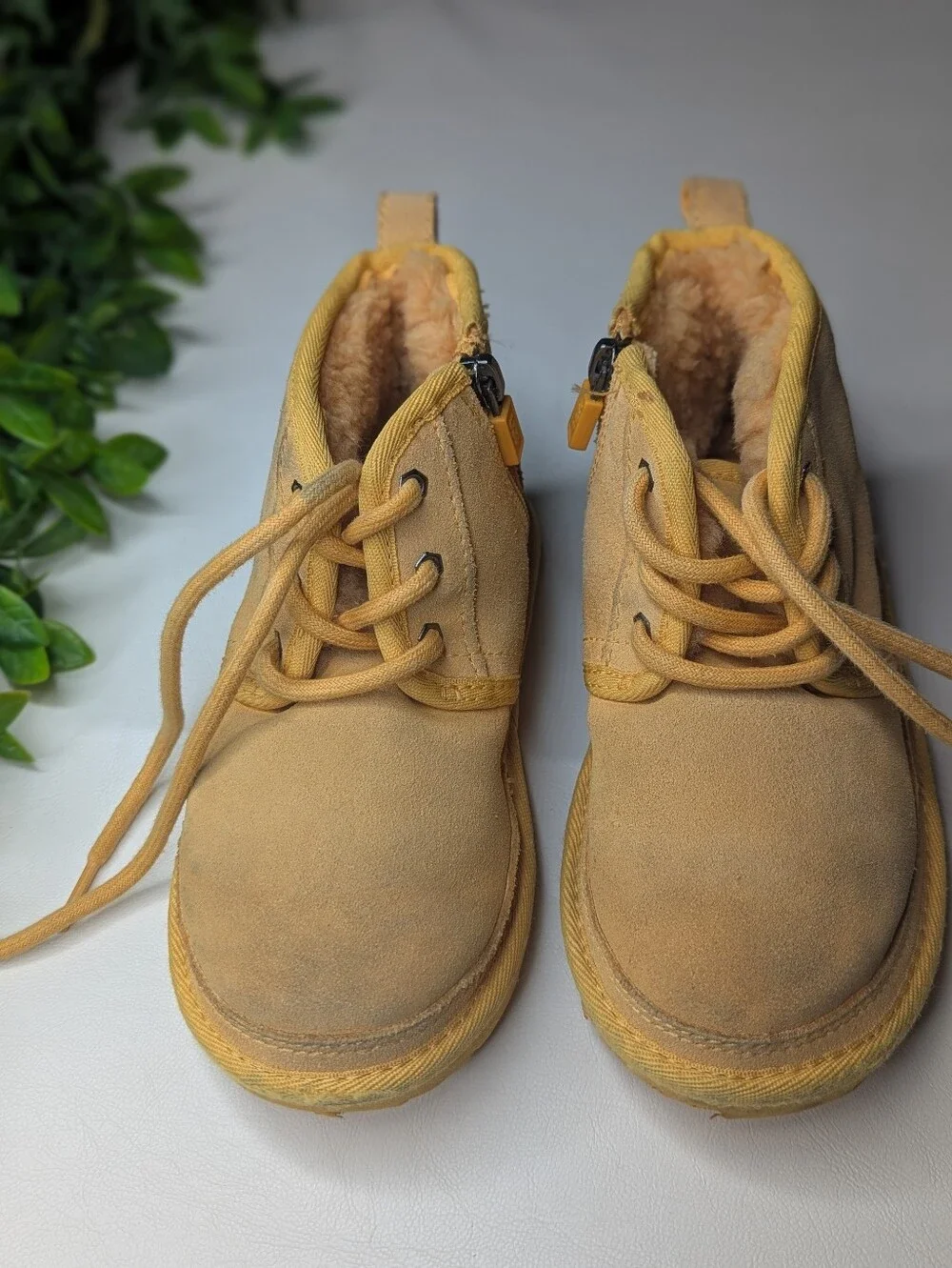 Ugg Kids Nuemel II Boot Toddler Size 11